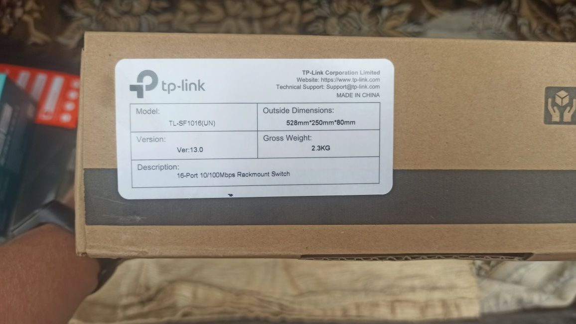 Комутатор  Світч TP-Link TL-SF1016