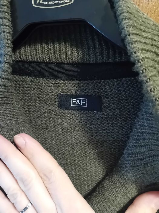 piękny męski sweter f&f rozmiar l kolor khaki z wełną ciepły jak nowy