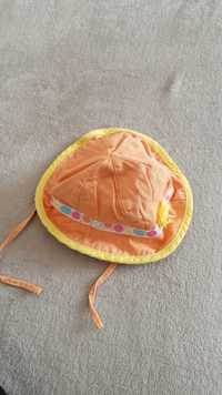 Wiosenny kapelusz  dla dziewczynki wiek 1 rok