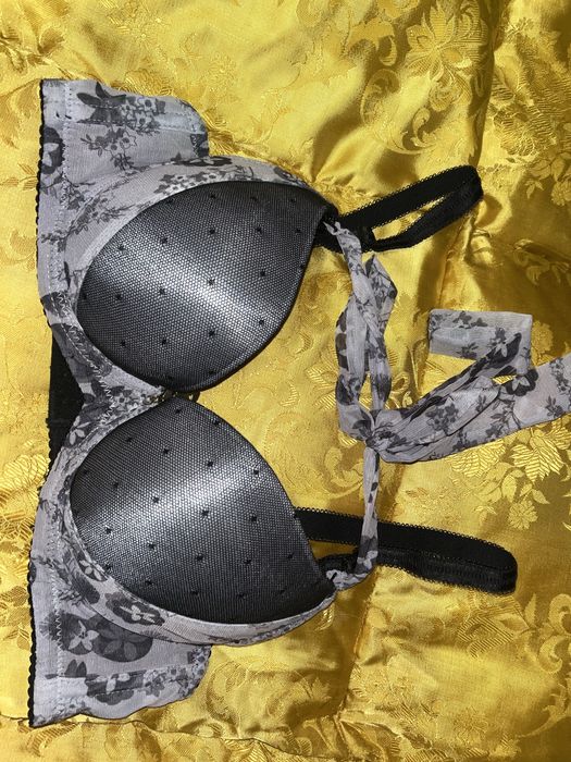 Бюстгальтери на любий смак