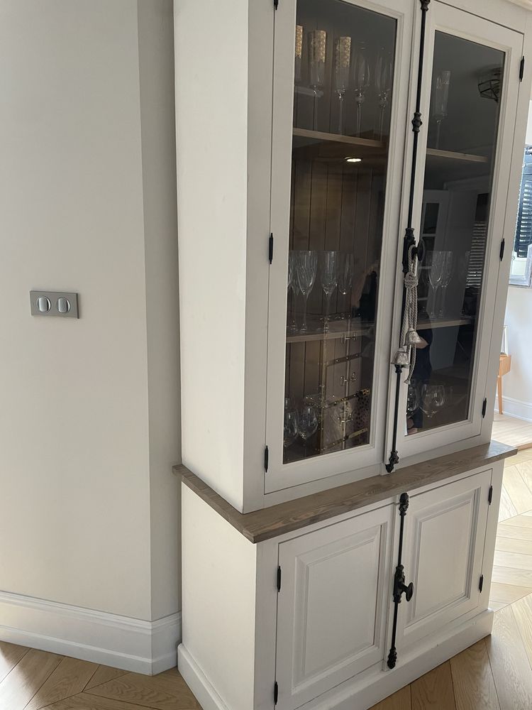 Komoda drewniana MileHome