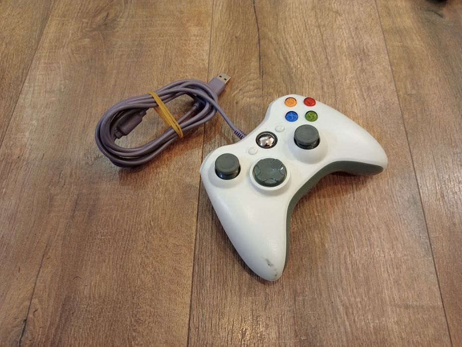 Pad do konsoli Xbox 360