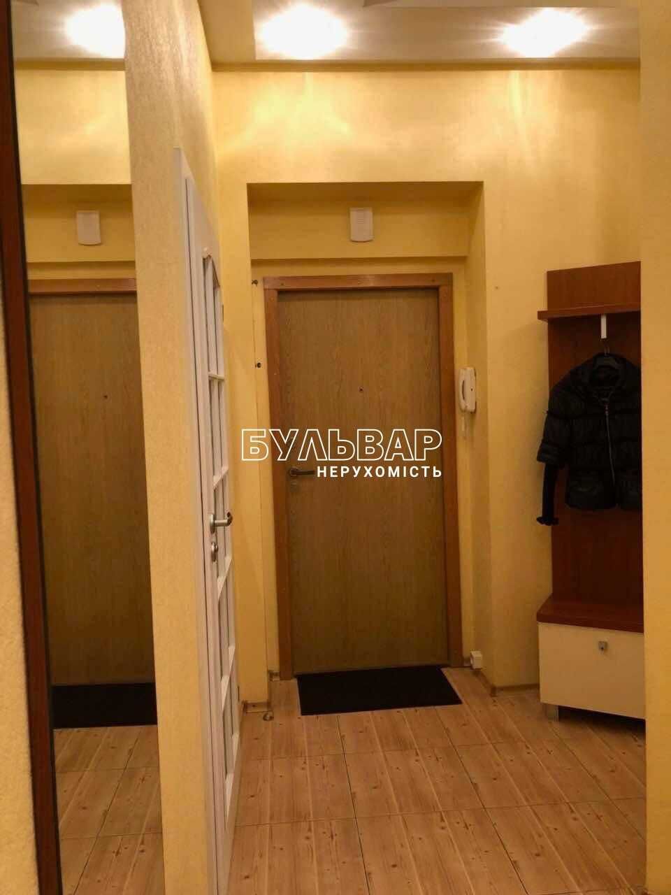 ЭЛИТНАЯ СТАЛИНКА ж/б Продам 3-Х ком. кв. 69м2 ул. Кооперативная Центр