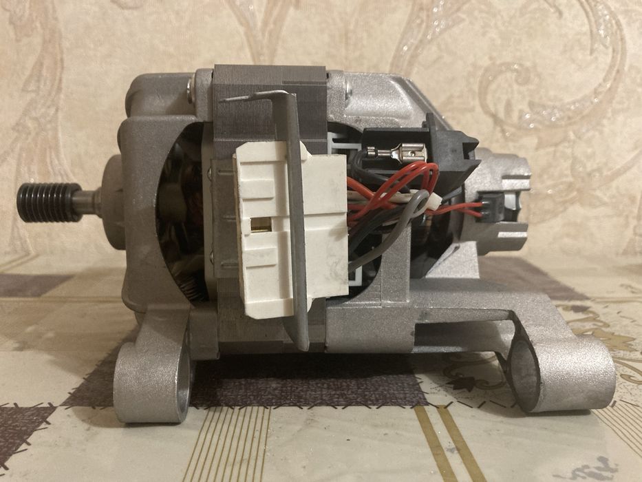 Мотор від пральної машини CANDY