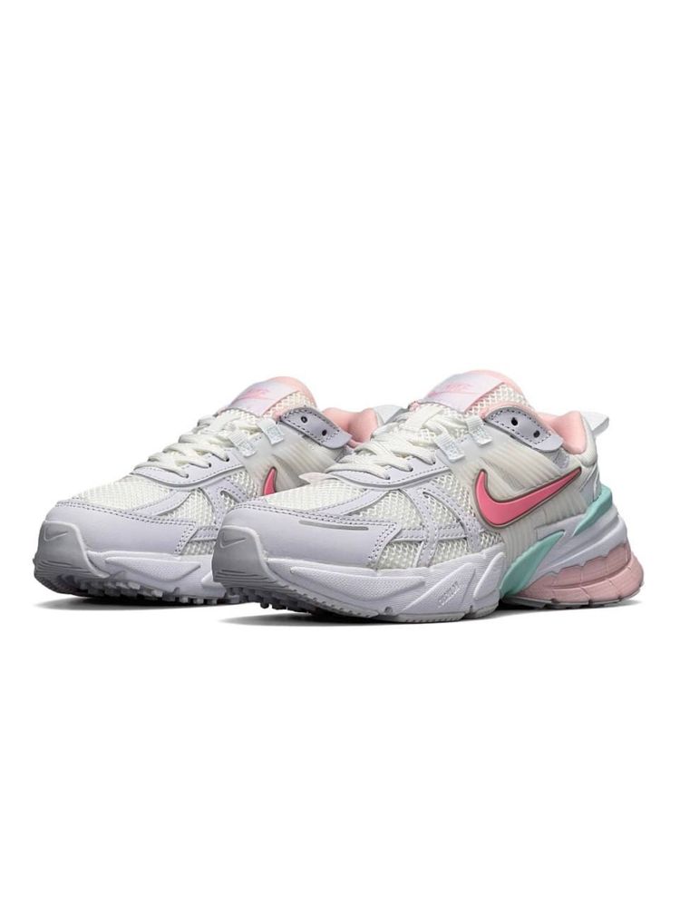 Жіночі кросівки Nike Runtekk WMNS White Pink