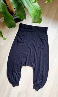 Шерстяные неформальные капри штаны укороченные с матней трикотажные