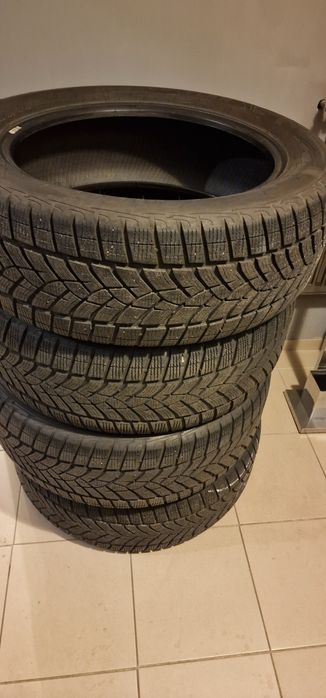 Opony zimowe Goodyear Ultra grip 235/55/19