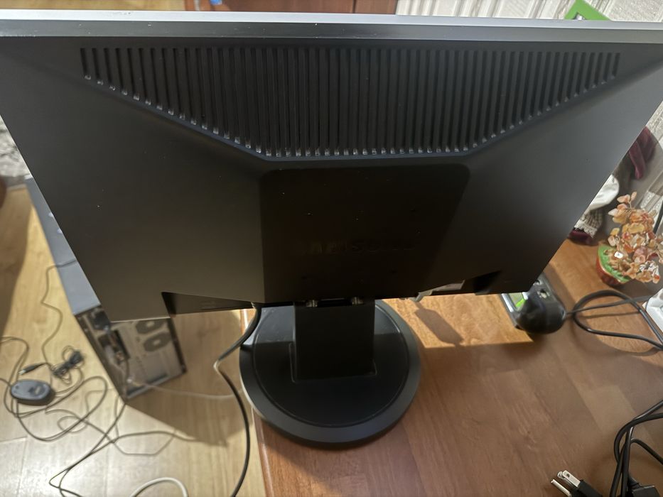 Монітор Samsung SyncMaster 923 nw