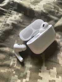 Продам навушники AirPods pro 2 в ідеальному стані!