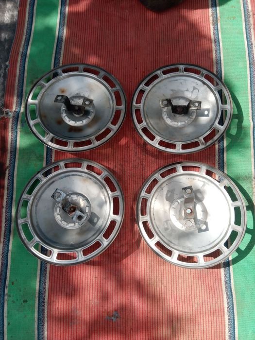 Продам ковпаки на р 13!!