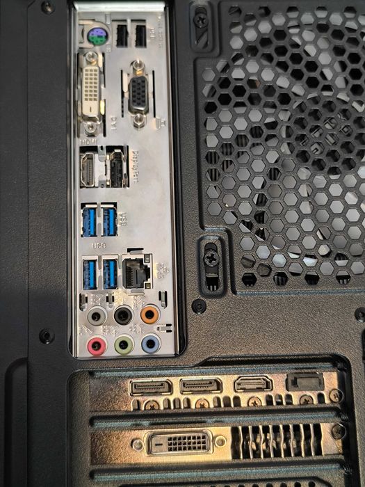 PC GAMING I7-7700\RX480 8GB\Ram 32GB DDR4\SSD 1TB\3TB\600W