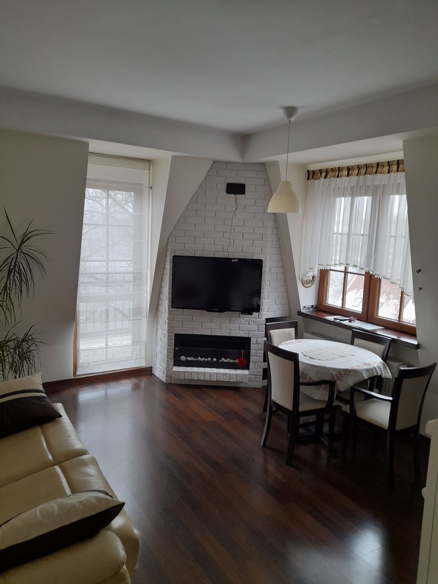 Wakacyjny termin od 15 sierpnia. Komfortowy apartament nad jeziorem