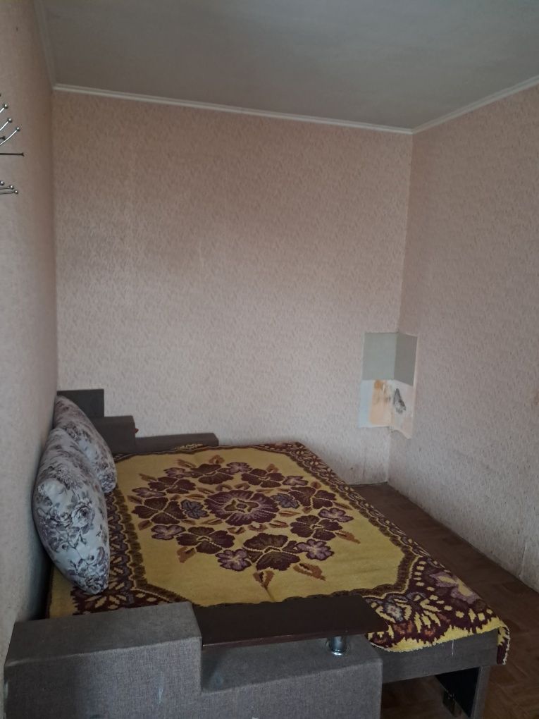 Продаж частини будинку.