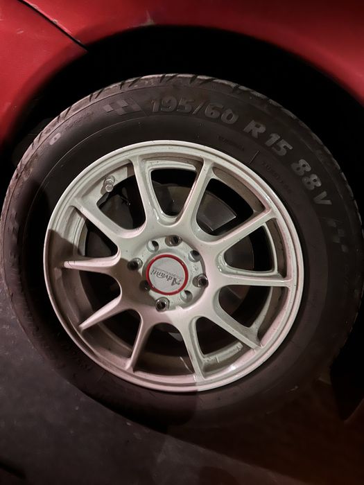 Продам диски R15 новые