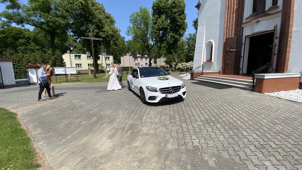 Auto do ślubu, Mercedes E klasa W213 AMG