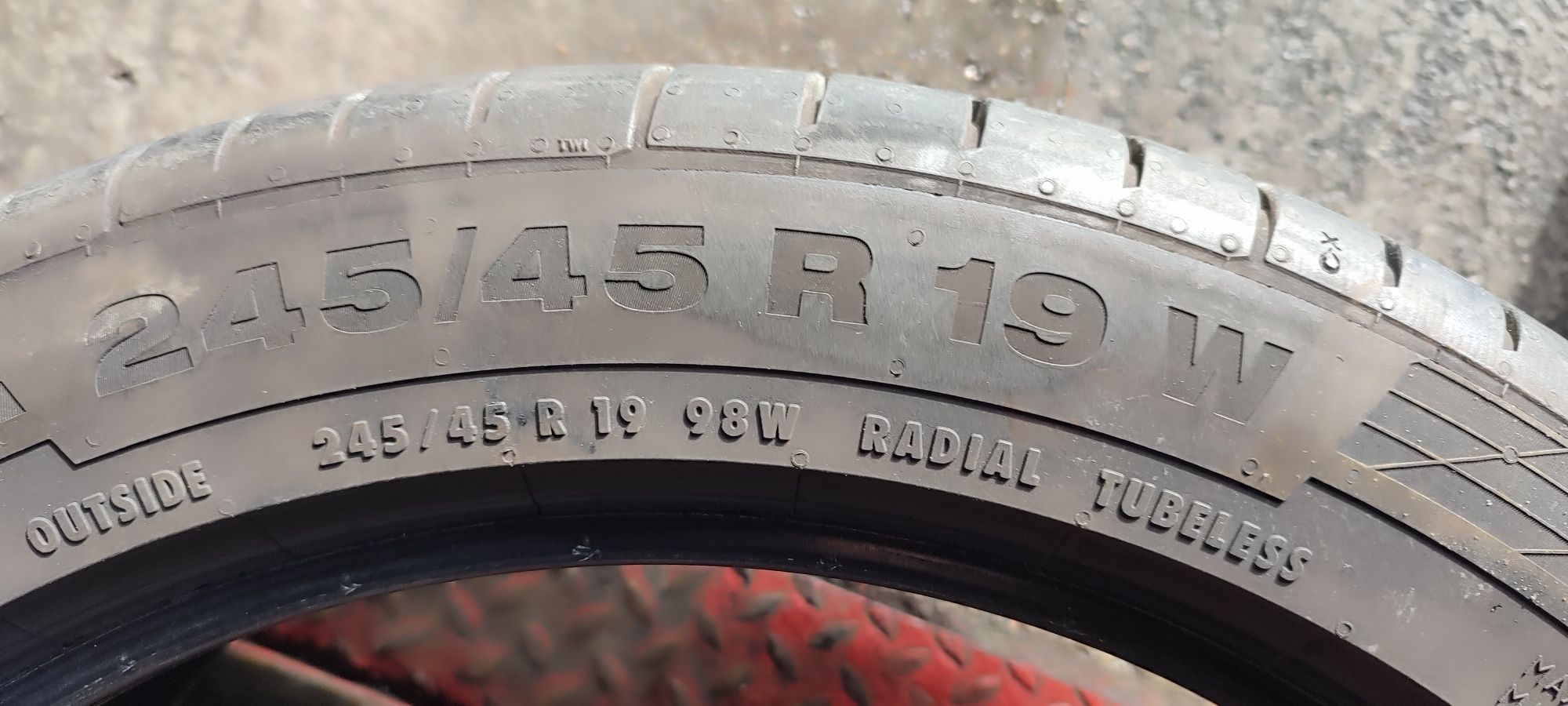 245/45r19 98W Continental ContiSpotrContact 5