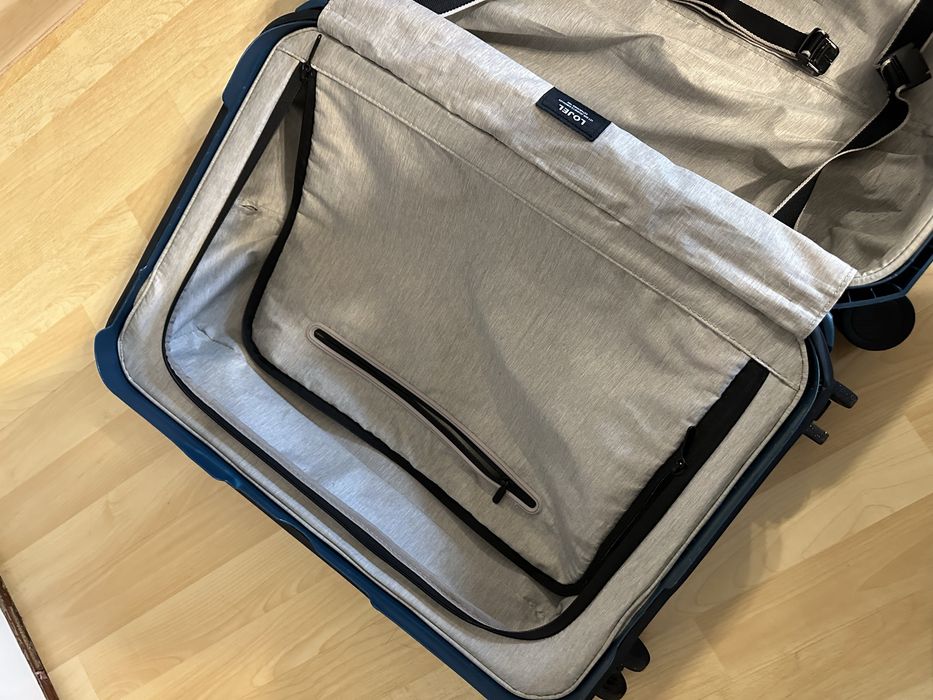 Синя валіза «lojel»