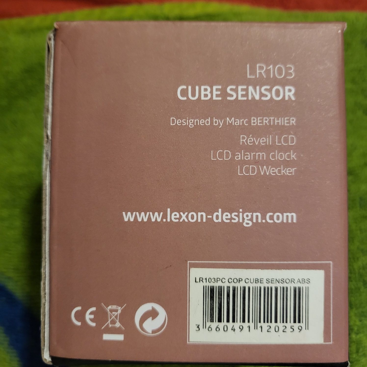 Zegarek Cube, budzik podświetlany, LEXON LR 103, Nowy