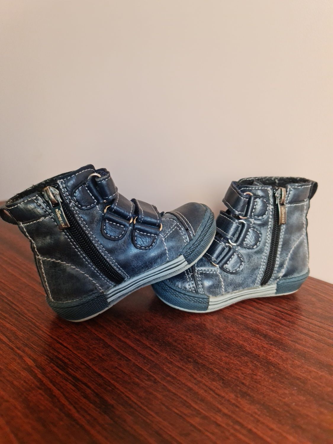Buty trzewiki kozaki granatowe jesienne zimowe
