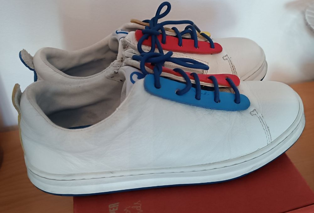 Tênis n.°32 da Camper