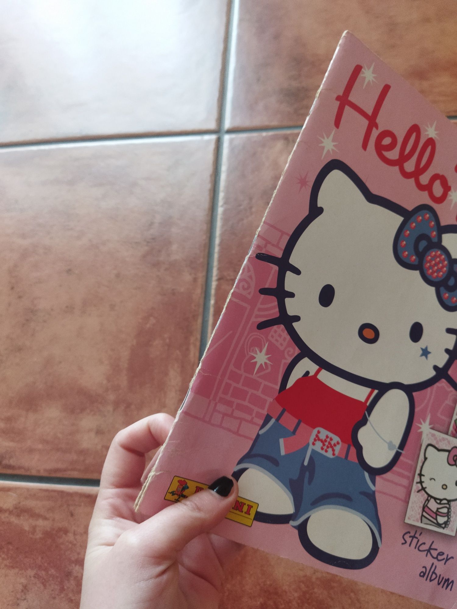 Caderneta de cromos panini hello kitty fashion