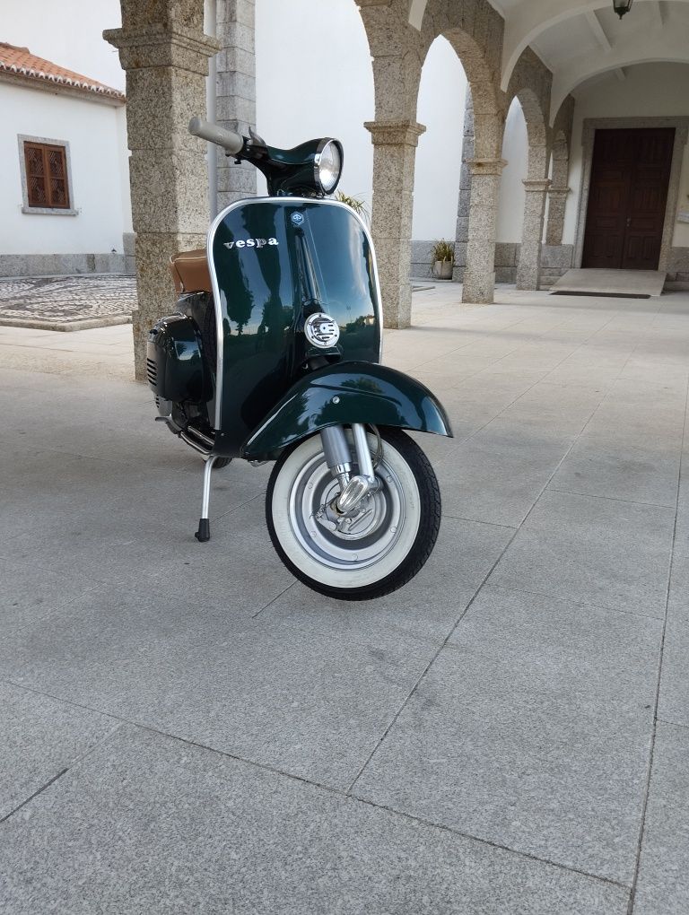 Vespa 50 s restaurada