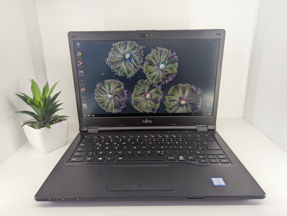 НАДІЙНИЙ Ноутбук Fujitsu E548 14FHD i5-10 8/256 гарна автоність, ідеал