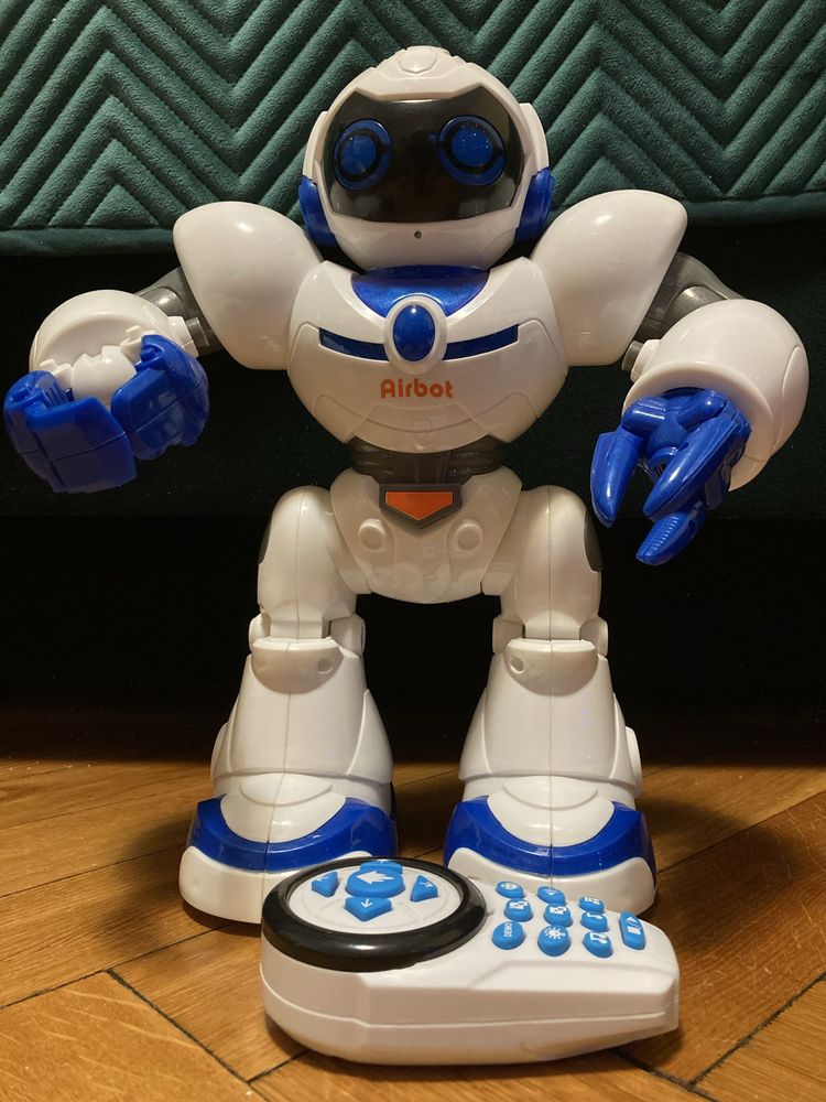 Sterowany robot AIRBOT
