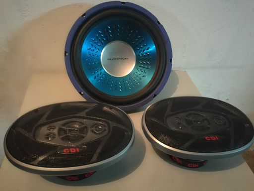 12" Subwoofer + 2 Colunas 5 vias 400 Watts