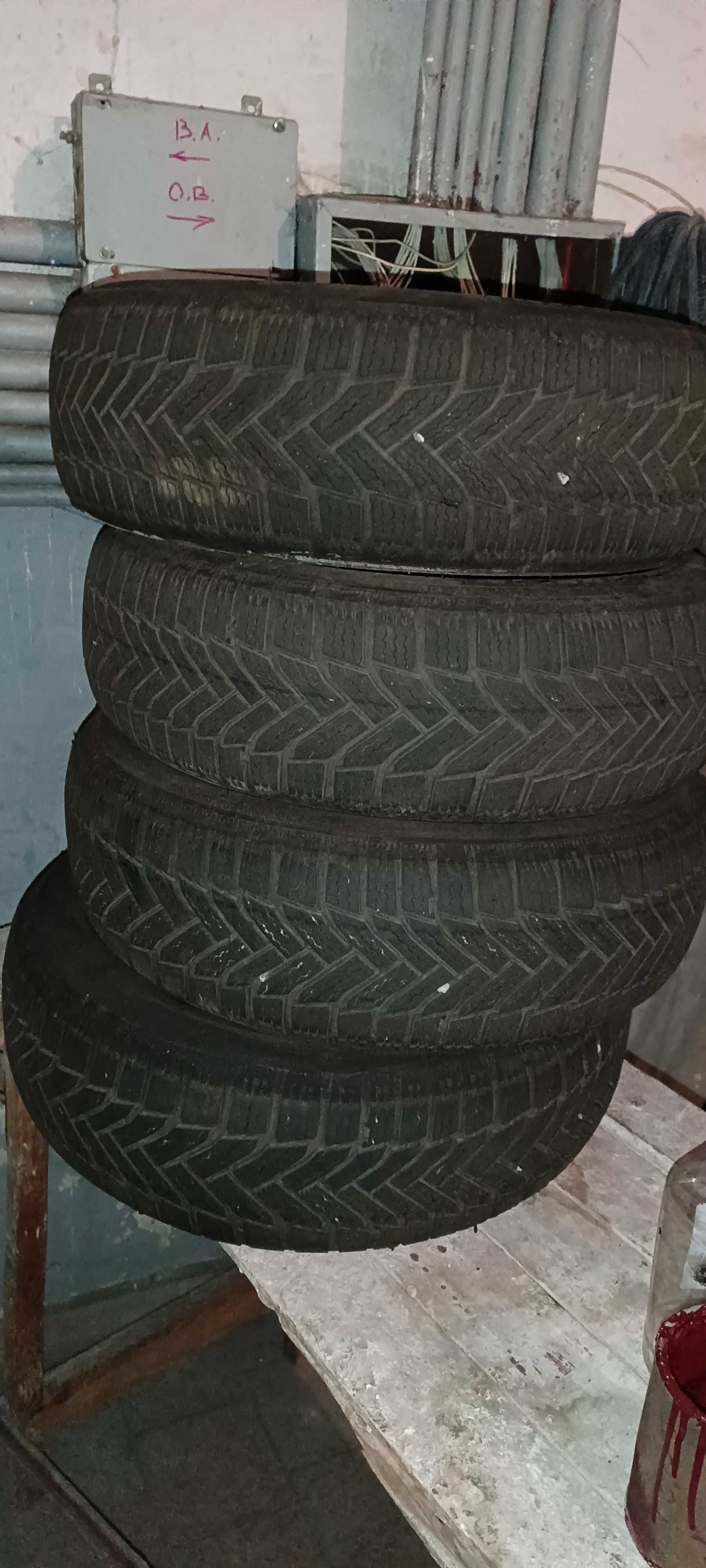 Резина на авто Michelin Alpin 6 185/65 R15 4 колеса (зима)