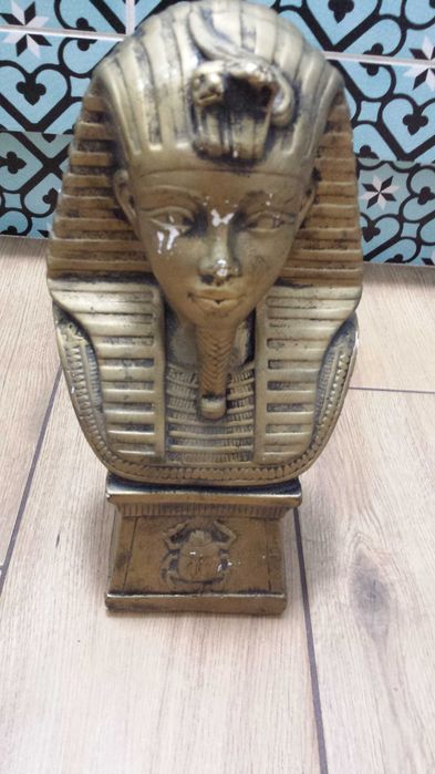 Figurka Egipski Faraon