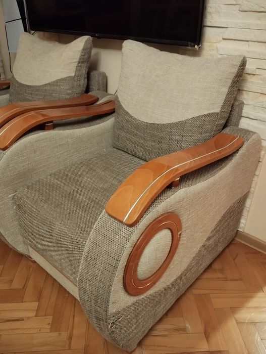 Dwa piękne duże fotele do salonu szaro- beżowe