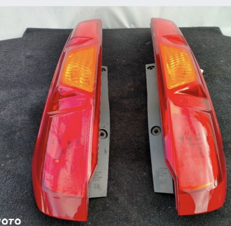 Nissan Xtrail T31 Lampa Tylna Lewa Prawa Orginał F-vat