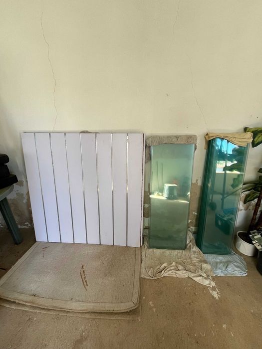 Prateleiras suspensas para lojas (Desde 15€)