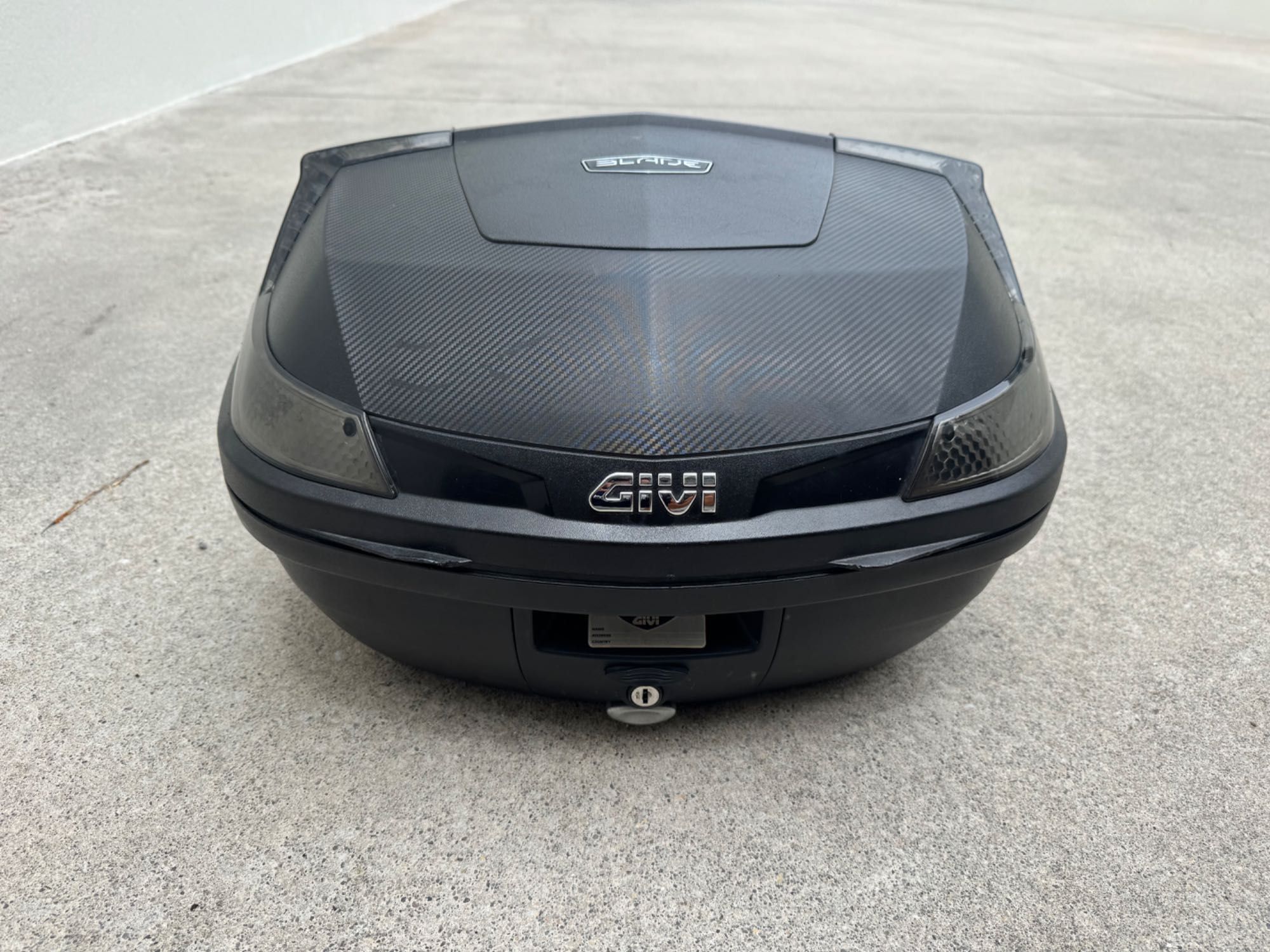Mala Givi com suporte