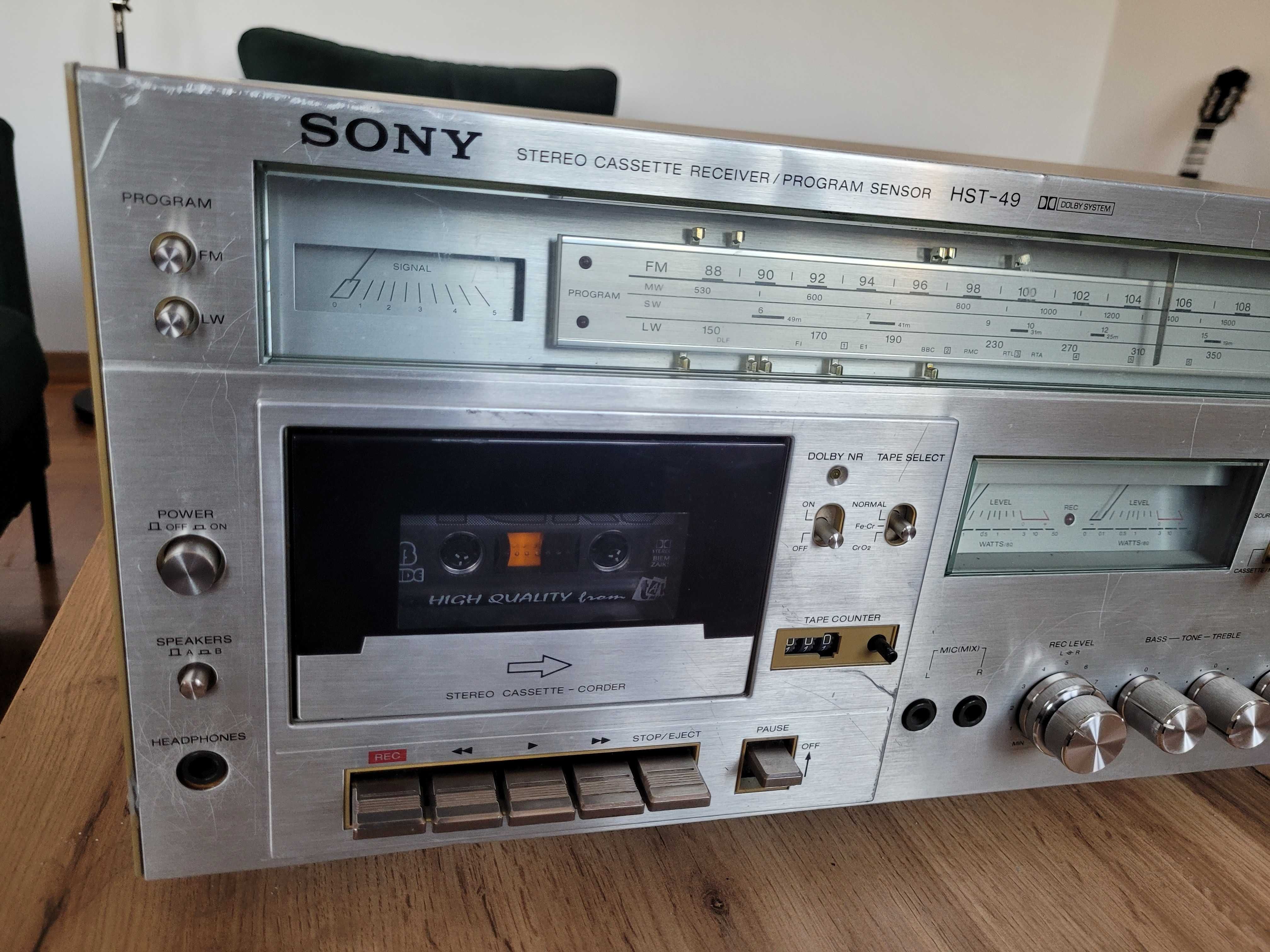 Sony Hst-49 wzmacniacz, z radiem i kasetą