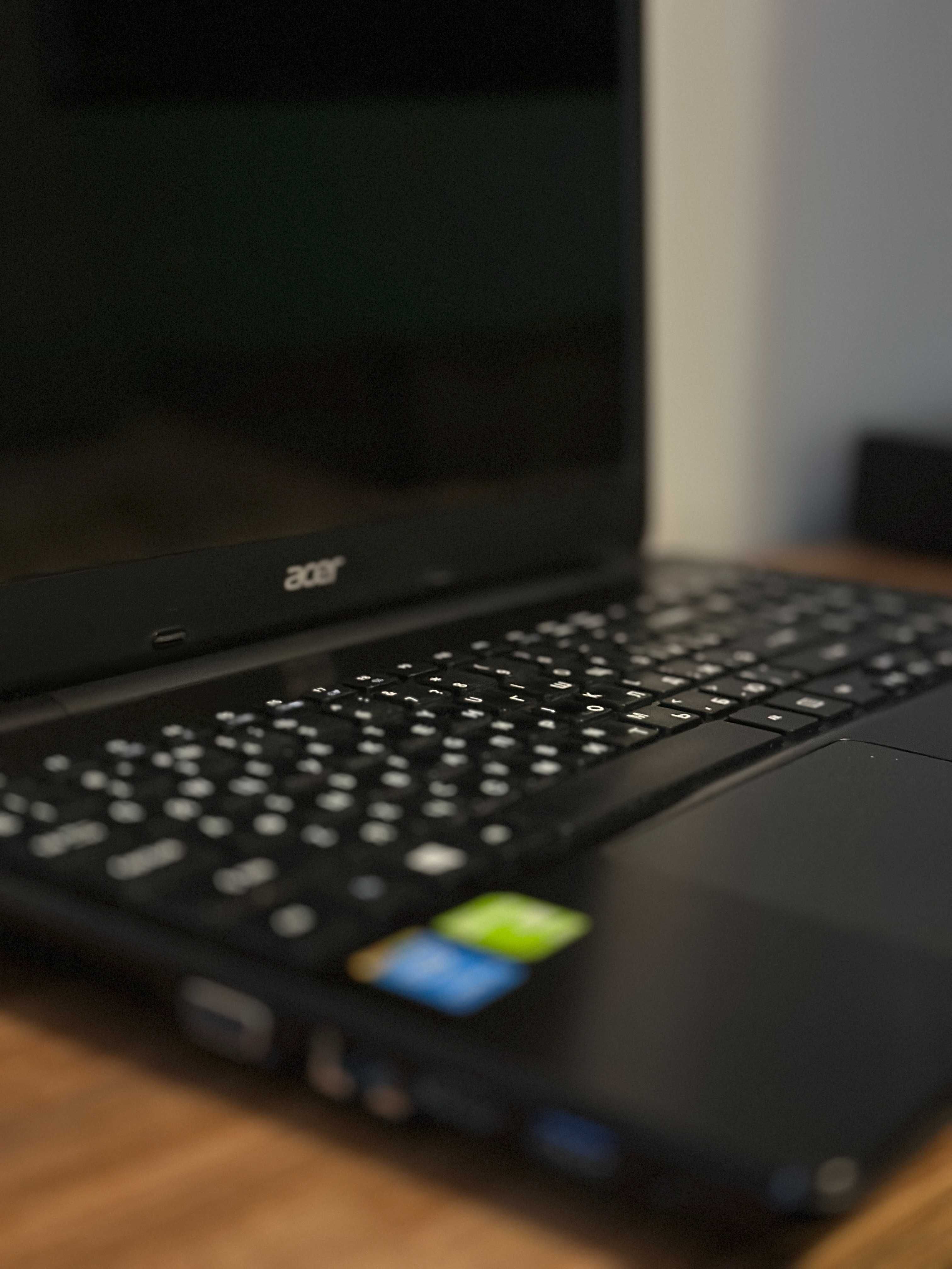 Ноутбук Acer Aspire E5
