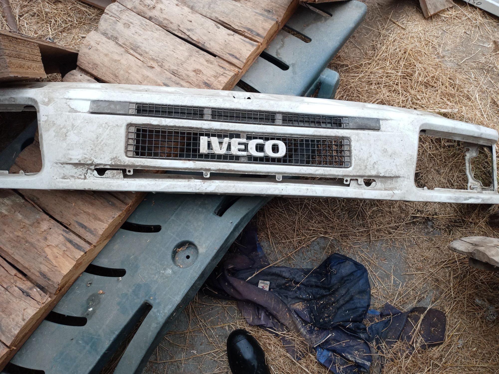 Grelha Iveco daily