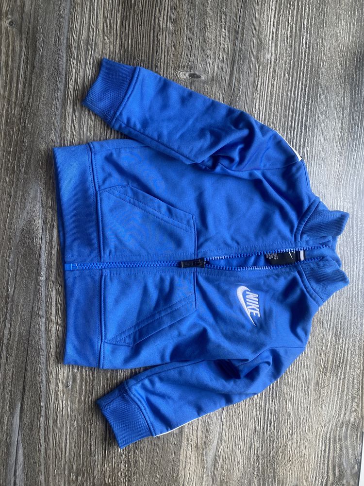 Оригінальний костюмчик Nike
