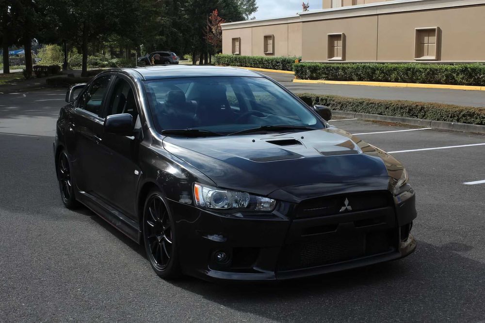 Mitsubishi Lancer      2014