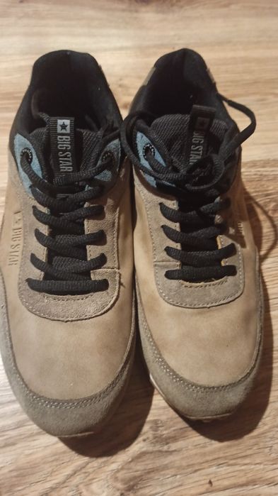 Sprzedam damskie adidasy