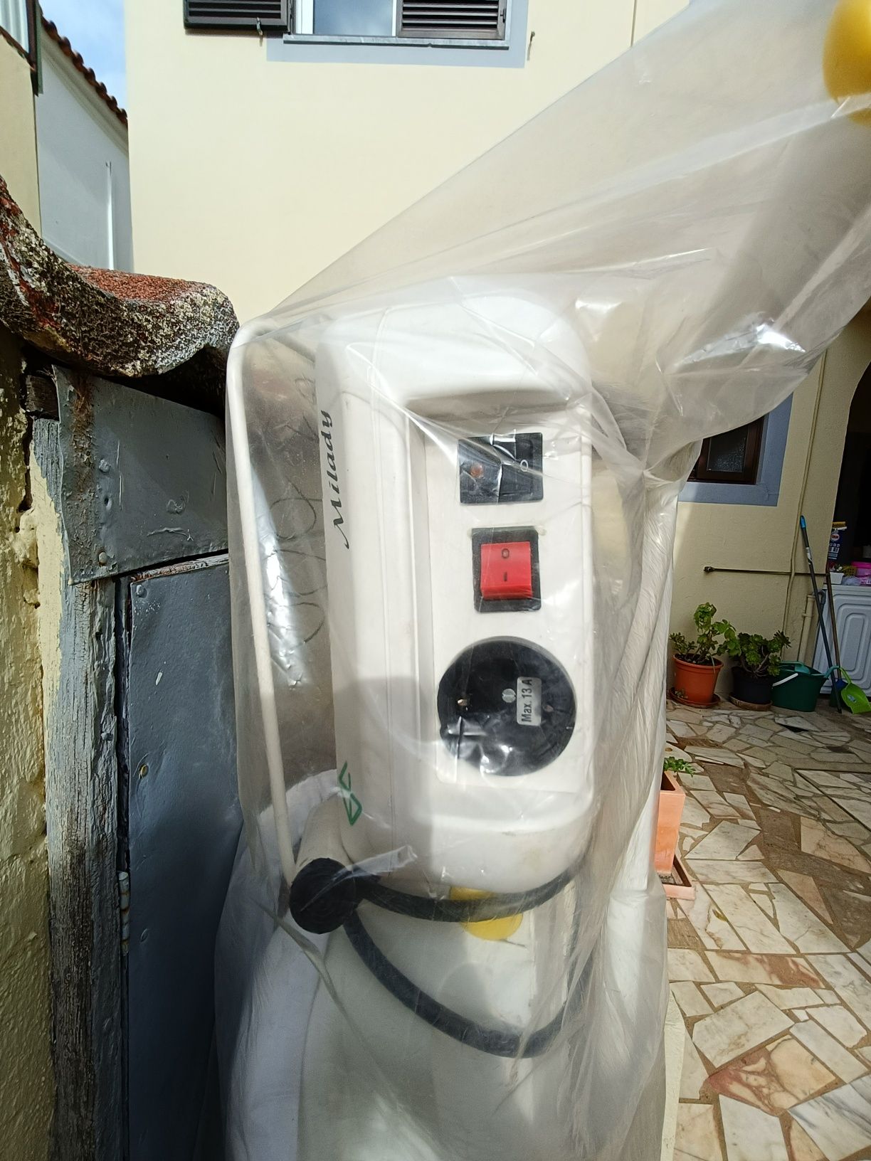 Tábua de passar ferro profissional