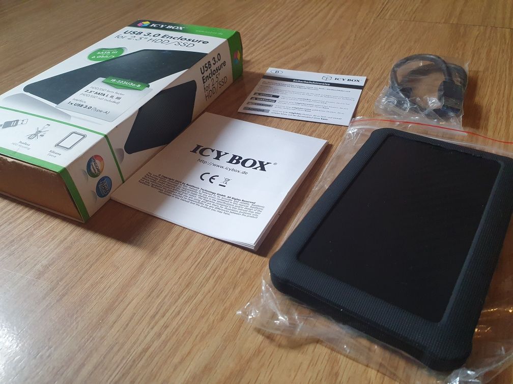 Dysk przenośny  1TB HDD nowoczesny do konsoli kazdej telewizora laptop