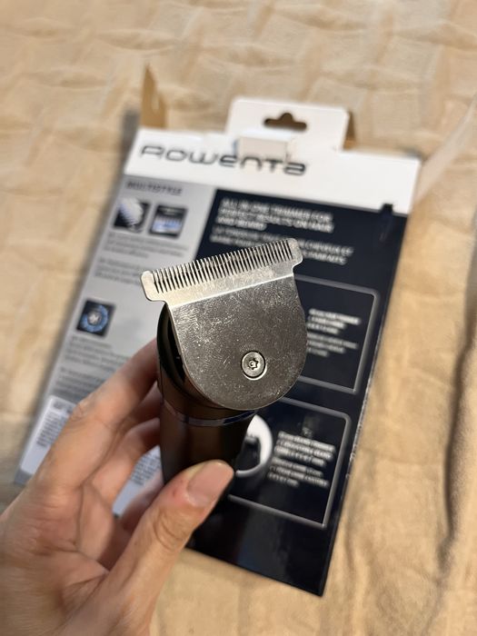 Машинка для стрижки водосся і бороди тример rowenta tn8930f1