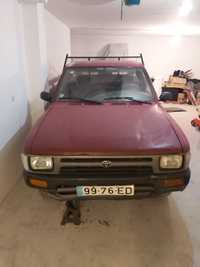 Toyota Hilux 2.4d