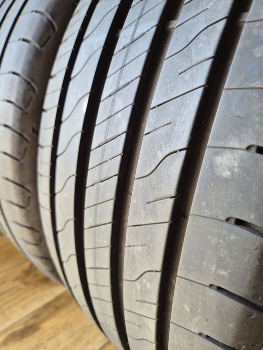 225/45/17 Good Year para Lato 7,5mm rok2023