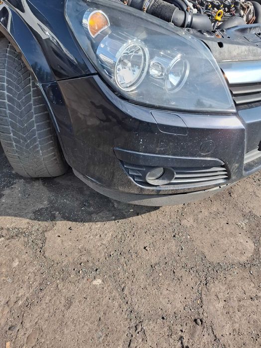Zderzak przód Opel Astra H
