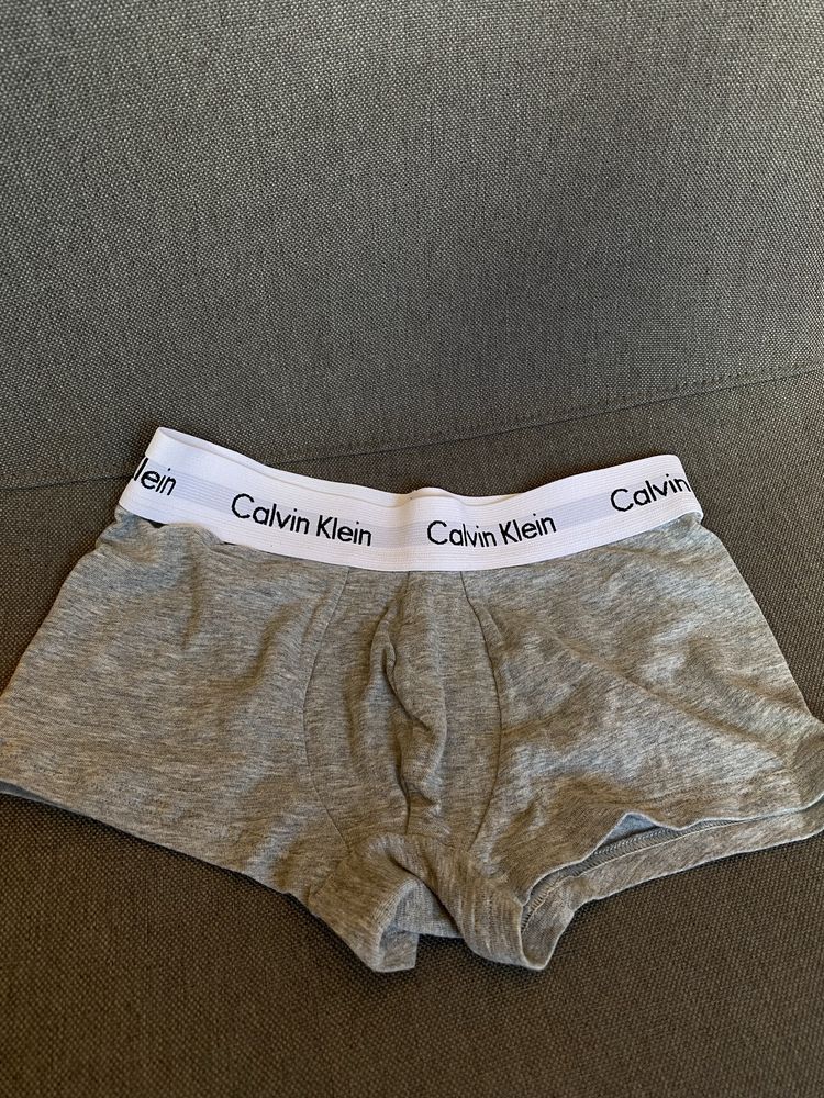 Труси calvin klein розмір ХС  140-146