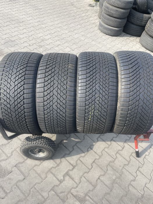 4xPirelli Winter Scorpion 2 295/35R21 2024rok
