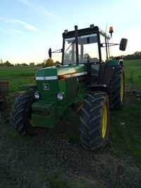 Ciągnik John Deere 3140